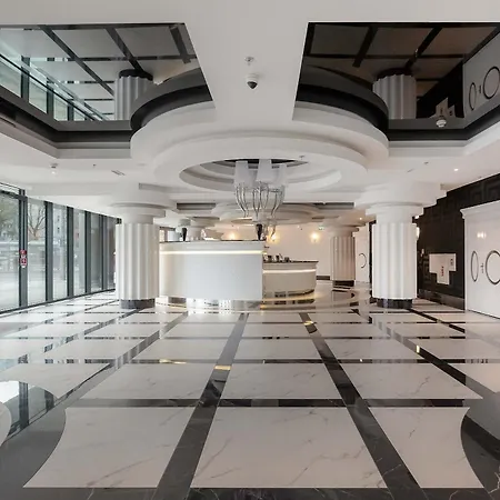 Stylish With Pool And Viewing Terrace In Hanza Tower By Renters * Stettin
