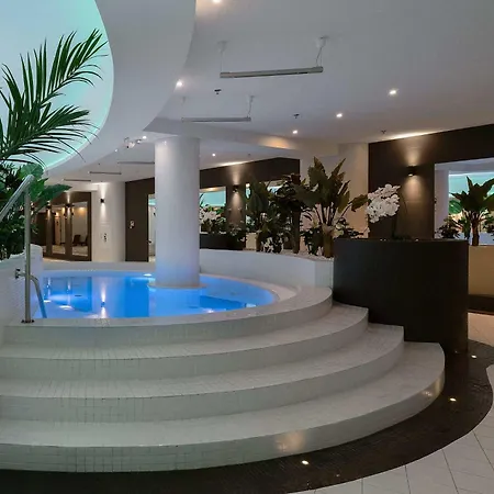 Apartment Stylish With Pool And Viewing Terrace In Hanza Tower By Renters Stettin